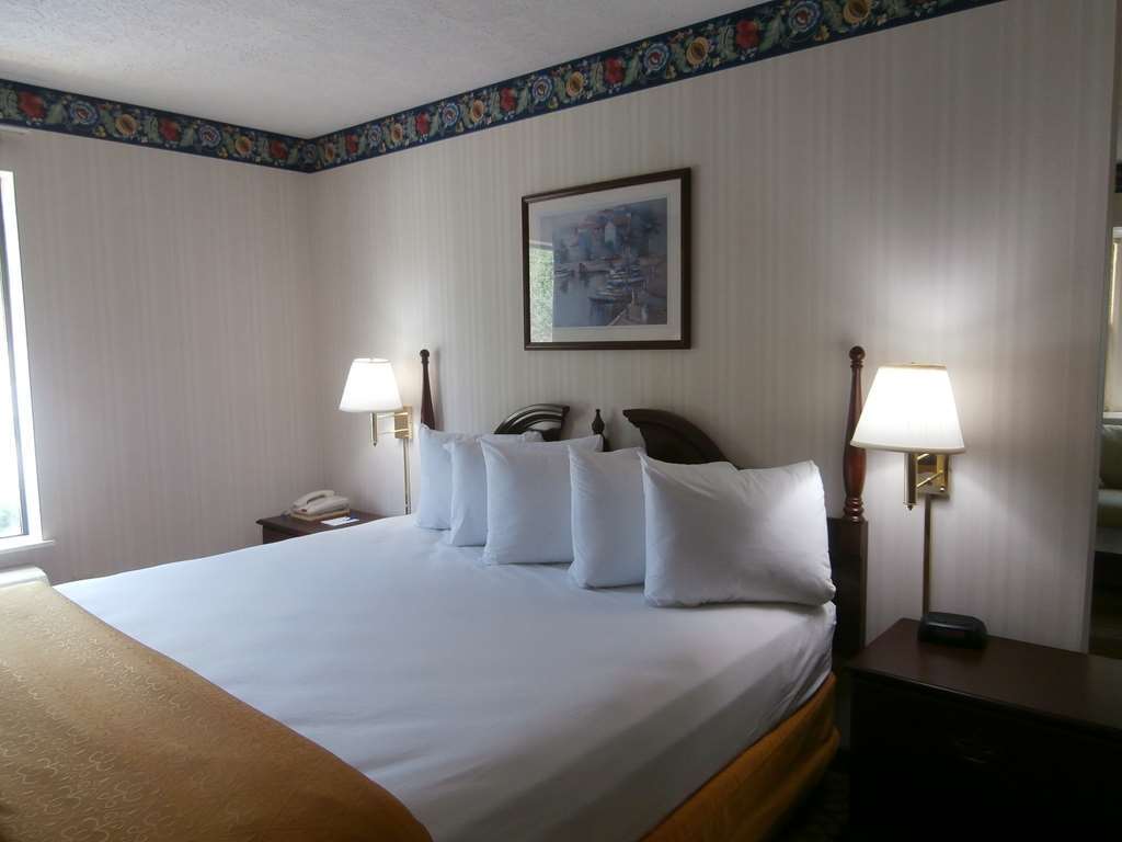 Americas Best Value Inn - Clayton Quarto foto